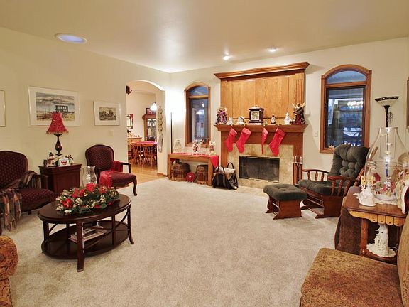 5th image of 1314 Richards Ave