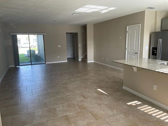 3rd image of 10042 Salt Point Dr