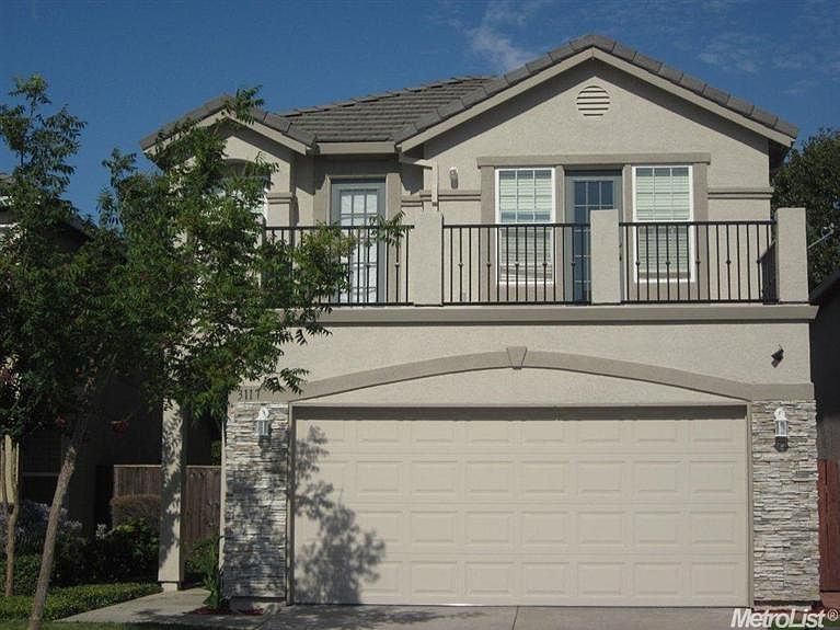 1st image of 3117 English Oak Cir