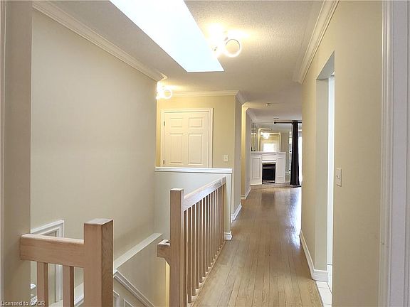 2nd image of 810 Golf Links Rd #2