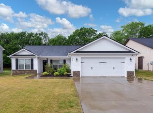 220 Lockeland Park Dr, Simpsonville, SC 29681