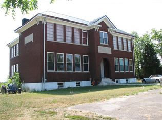 1600 Ruddles Mill Rd, Paris, KY 40361