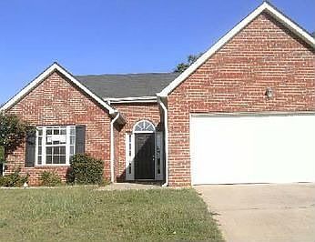 2nd image of 213 Jessie Ct