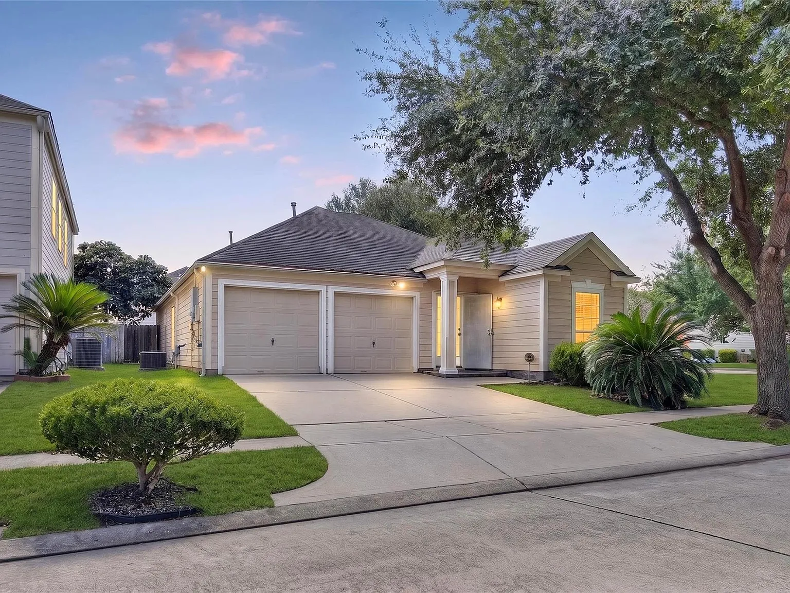3 bed, 2.0 bath, 1600 sqft, $1,790 — Photo 4