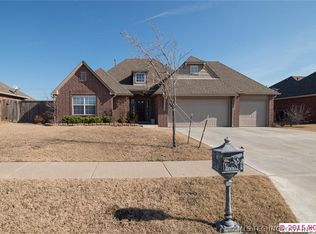 8705 N 144th East Ave, Owasso, OK 74055