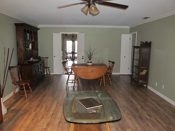 5th image of 1207 Lexington Sq