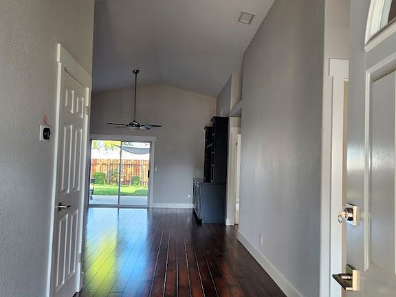2nd image of 838 Tanis Pl