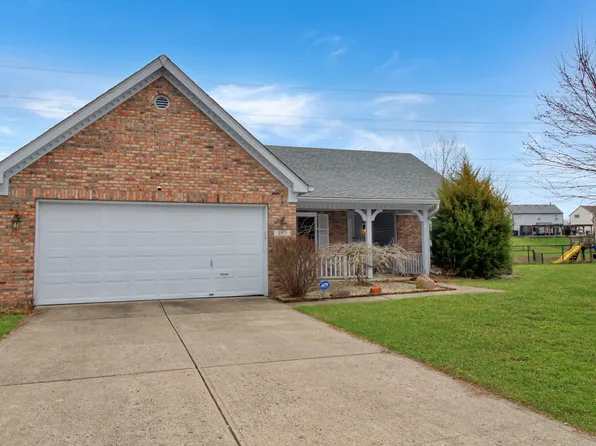 367 Grove Ct, Greenwood, IN 46142