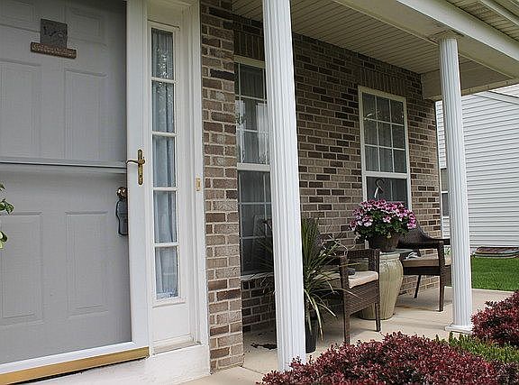 3rd image of 2050 Providence Dr