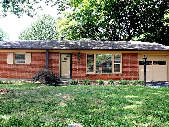 2nd image of 3007 Leman Dr