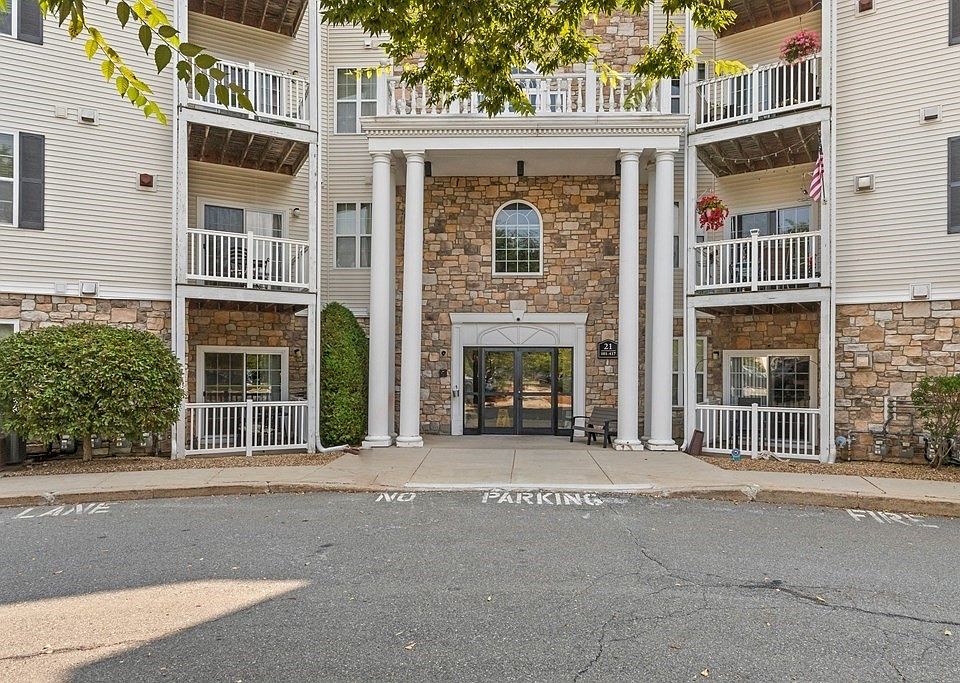 21 Hampshire Rd Methuen MA Zillow