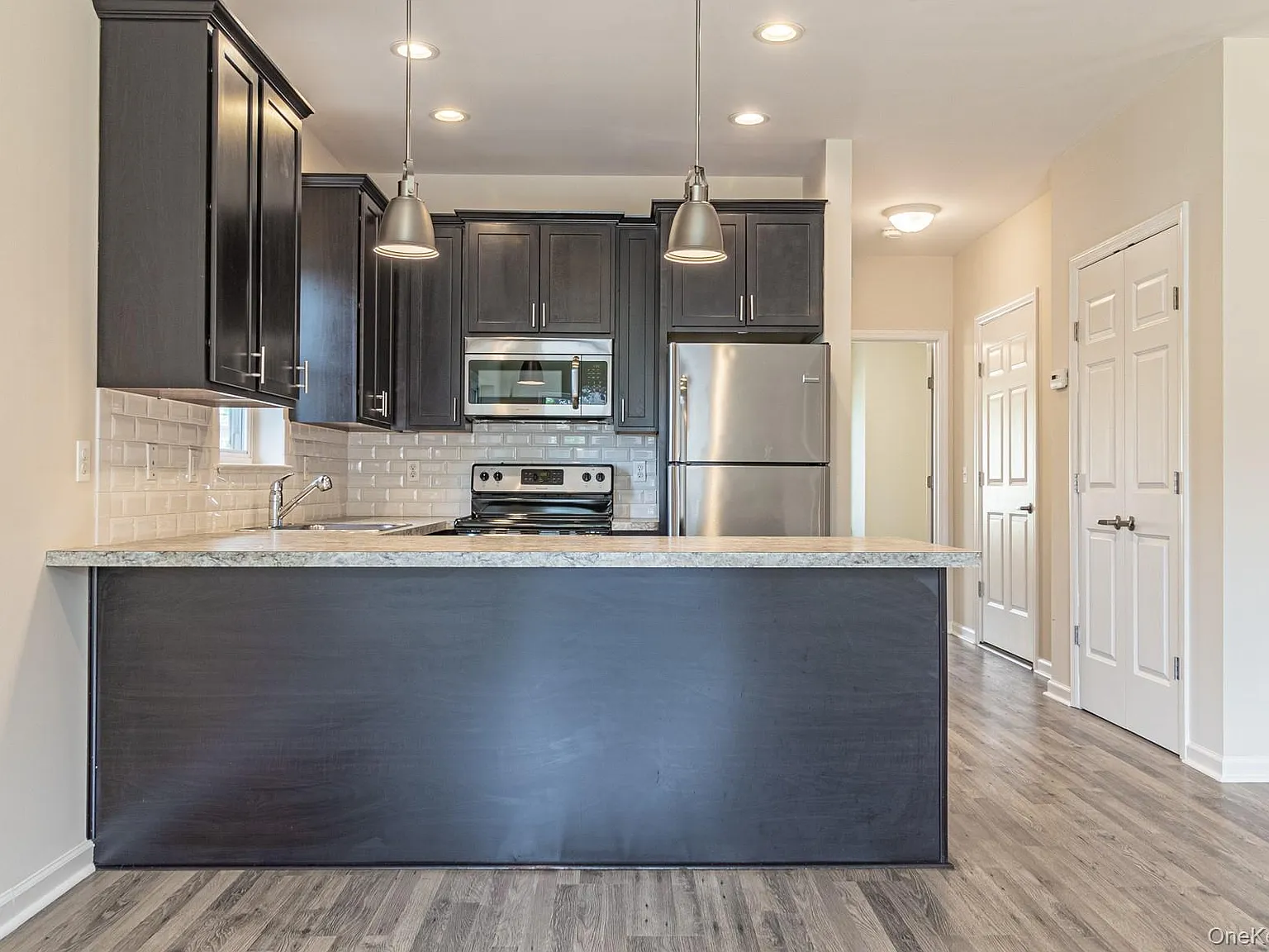 1 bed, 1.0 bath, 900 sqft, $2,850 — Photo 2