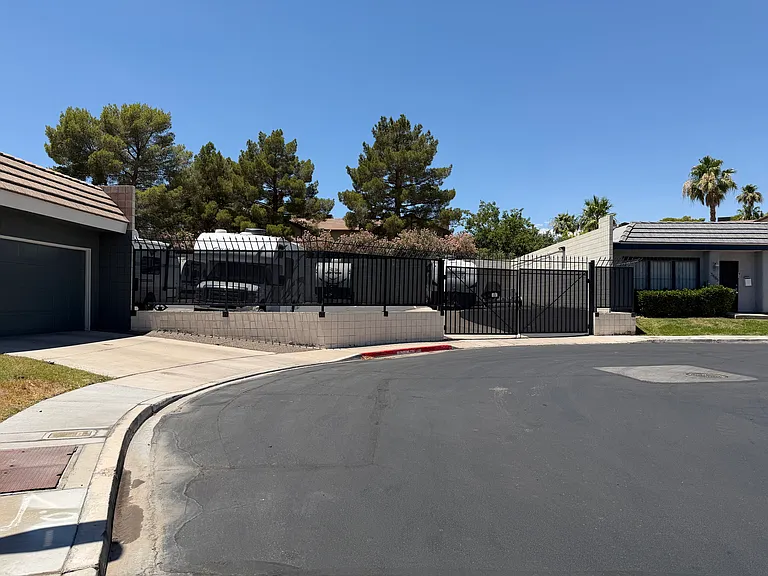 3354 Rolan Ct — Photo 14