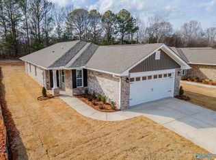 15431 Lapwing Cv, Athens, AL 35611