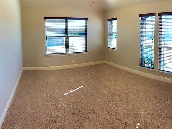 5th image of 6621 Thistle Wood Dr