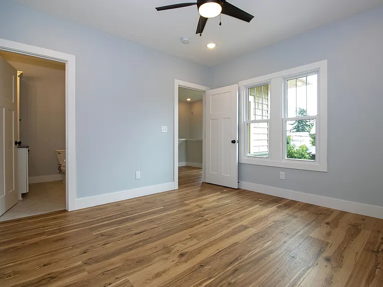 105 E Paradise St — Photo 19