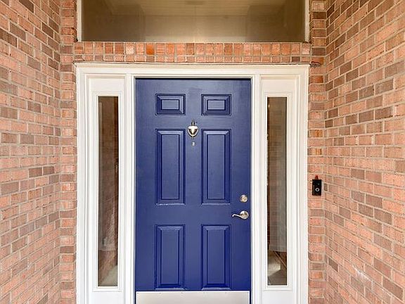 3rd image of 6337 Summer Lakes Ln