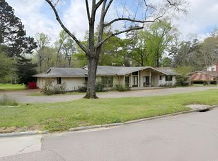 147 Woodland Dr, El Dorado, AR 71730