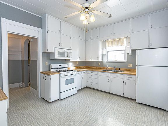 5th image of 320 Northern Ave