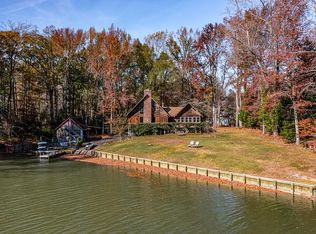 219 Florida Dr, Heathsville, VA 22473