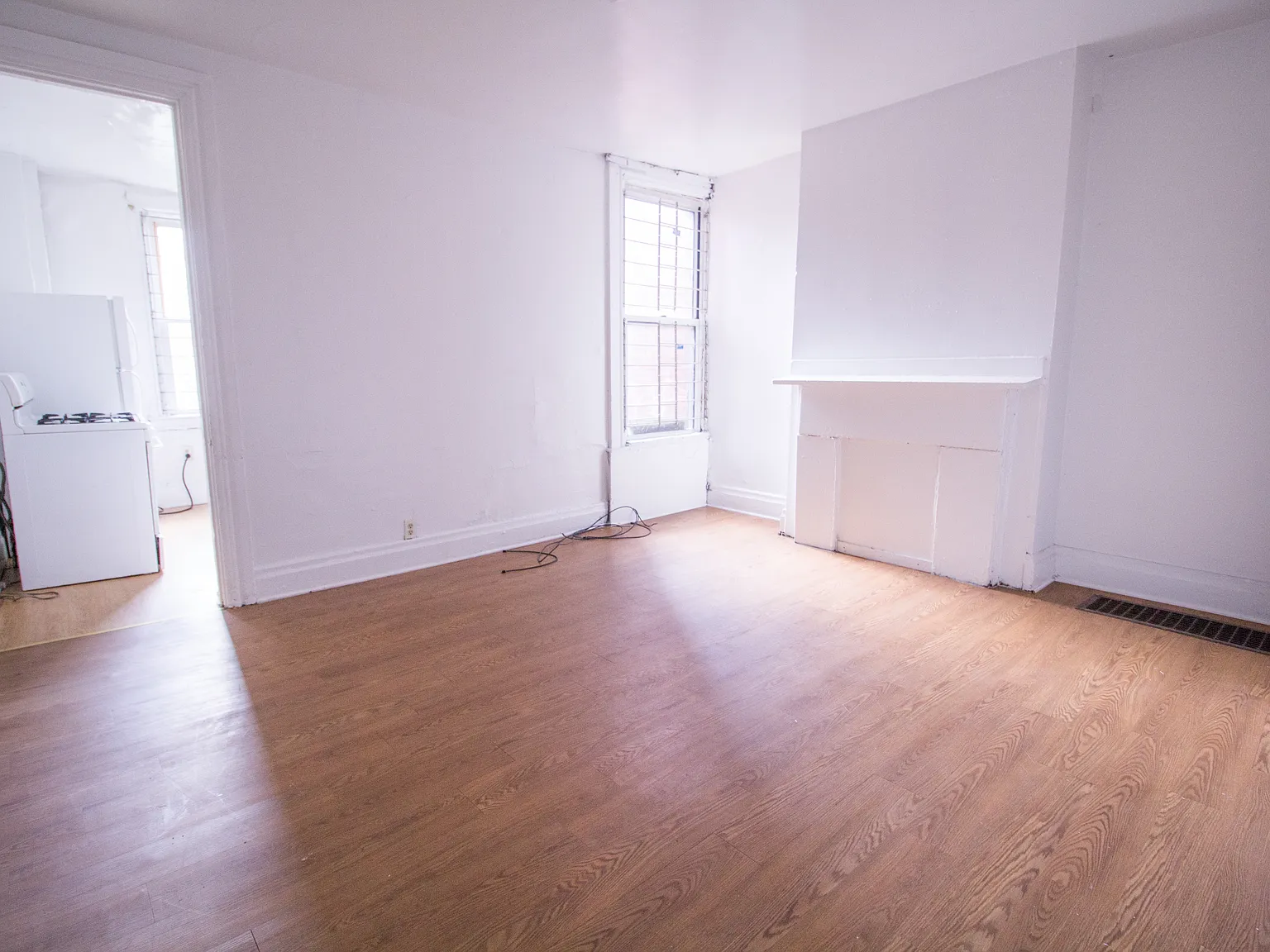 3 bed, $2,500 — Photo 2