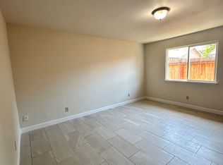 1120 School St, Suisun City, CA 94585