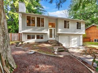 7216 Stanford Ct NW, Bremerton, WA 98311