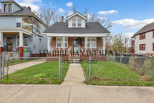 3475 Crane St Photo 1