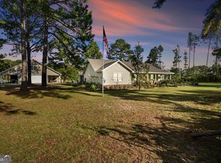 6382 Sage Brush Rd, Blackshear, GA 31516