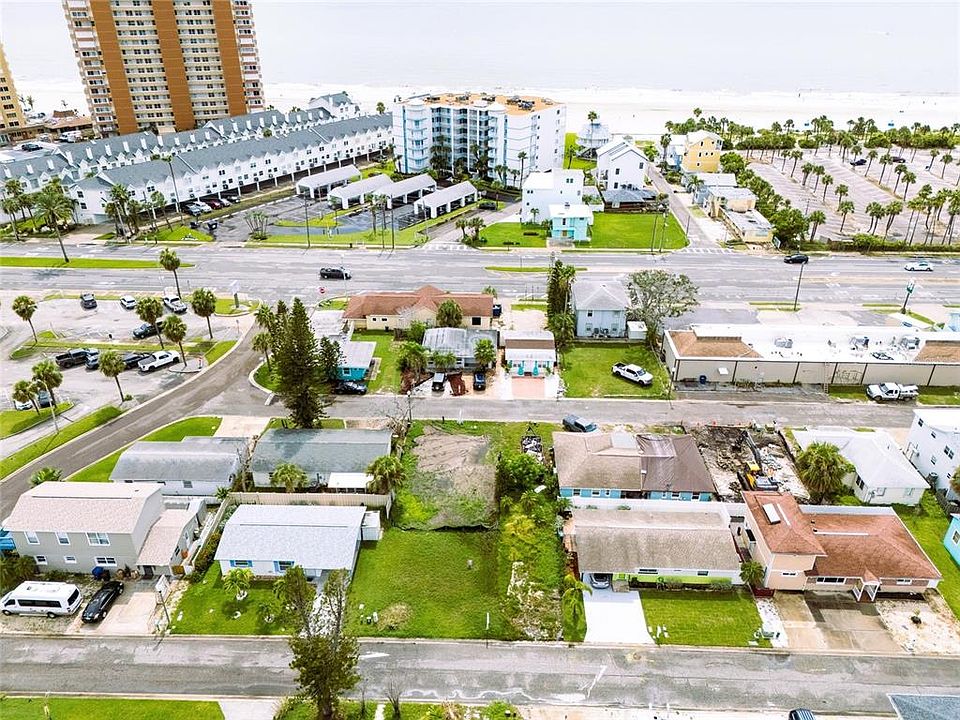 2nd image of 18005 1st St E Lot 11
