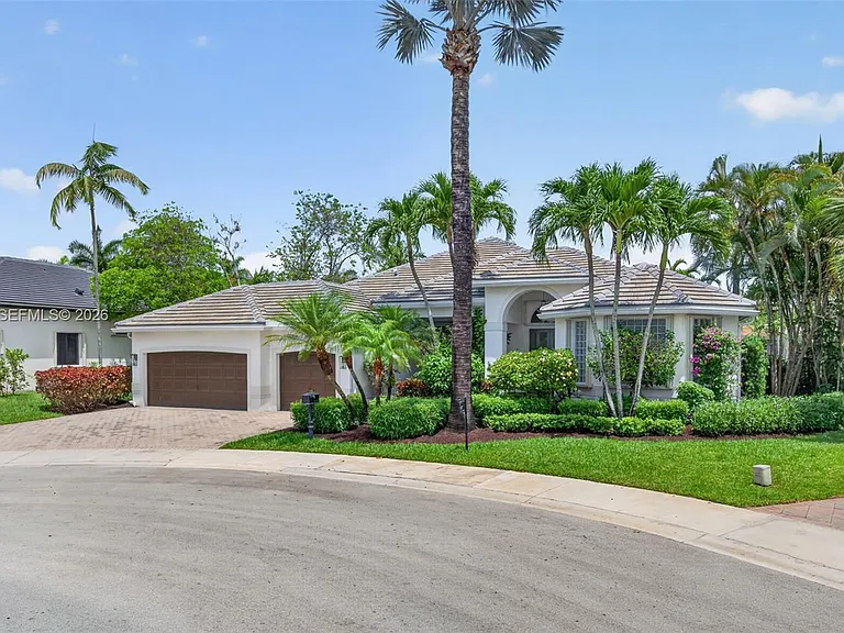2538 Montclaire Ct — Photo 23