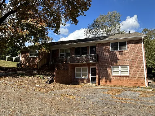 816 College Ave #2 Photo 1