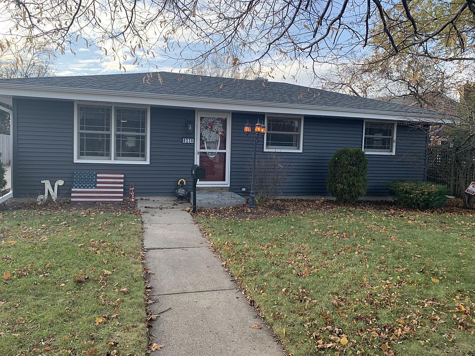 2nd image of 8238 25th Ave