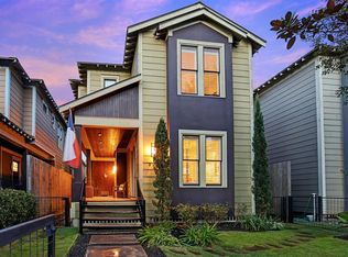 922 Nicholson St, Houston, TX 77008