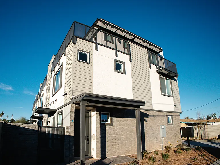 1968 E Don Carlos Ave — Photo 5