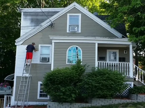 15 Mill St APT 3, Amesbury, MA 01913