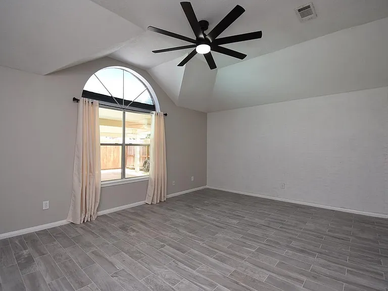 23122 Beech Canyon Dr — Photo 32