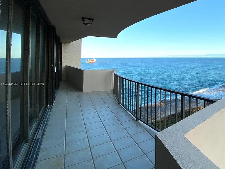 4200 N Ocean Dr #1-1103 — Photo 4