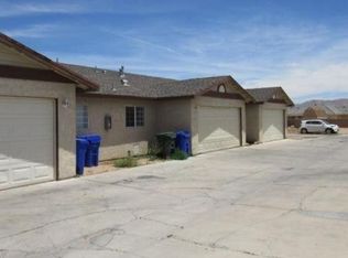15594 Tonekai Rd, Apple Valley, CA 92307