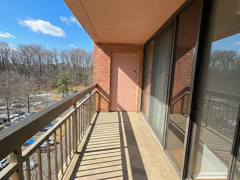 2230 George C Marshall Dr #813 — Photo 3