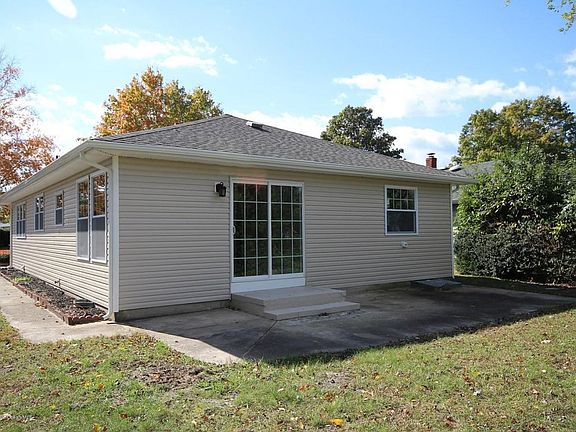 5th image of 26 Georgetown Dr