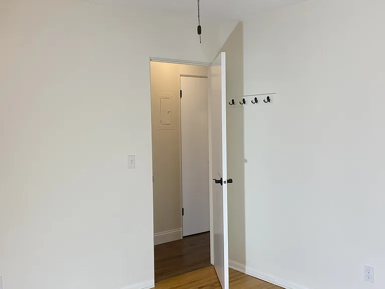 507 4th St SE — Photo 11