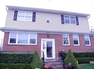 405 Beach 146 St, Far Rockaway, NY 11694