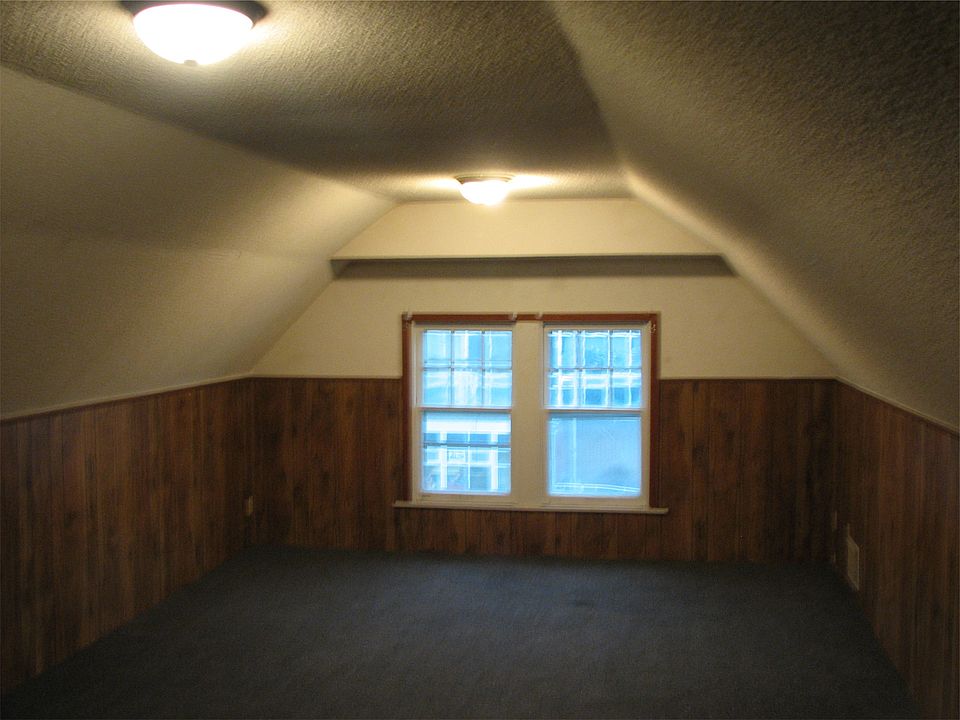 2nd image of 1425 1st Ave S APT 4