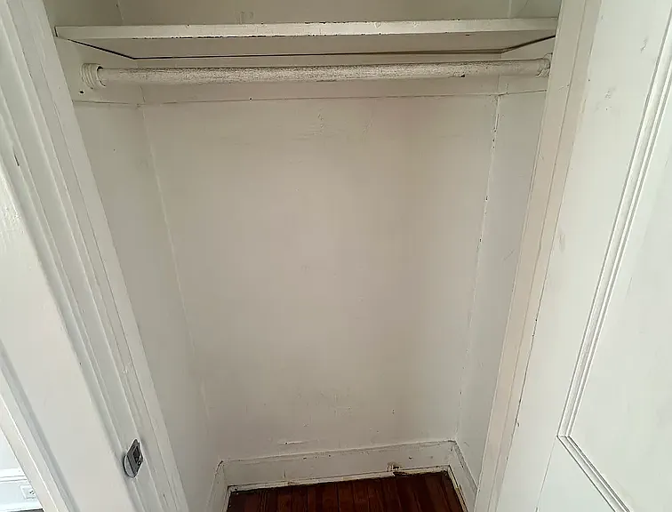 S Ave E — Photo 8