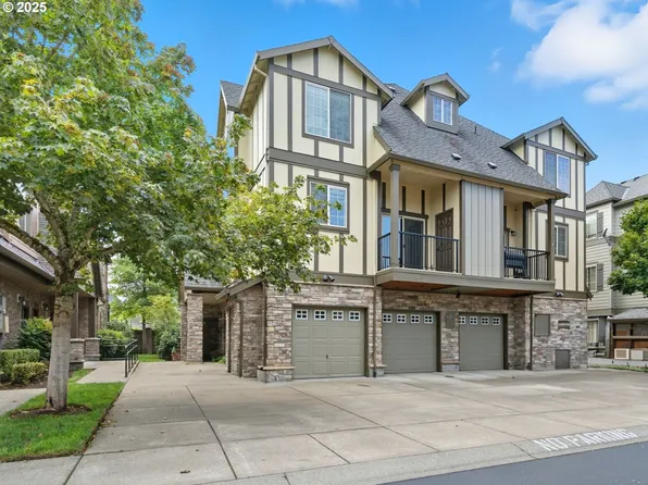 8100 NE Miriam Way, Hillsboro, OR 97006