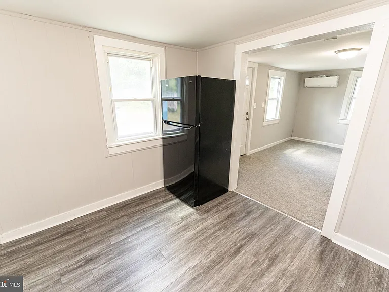 115 Davis Ln — Photo 11