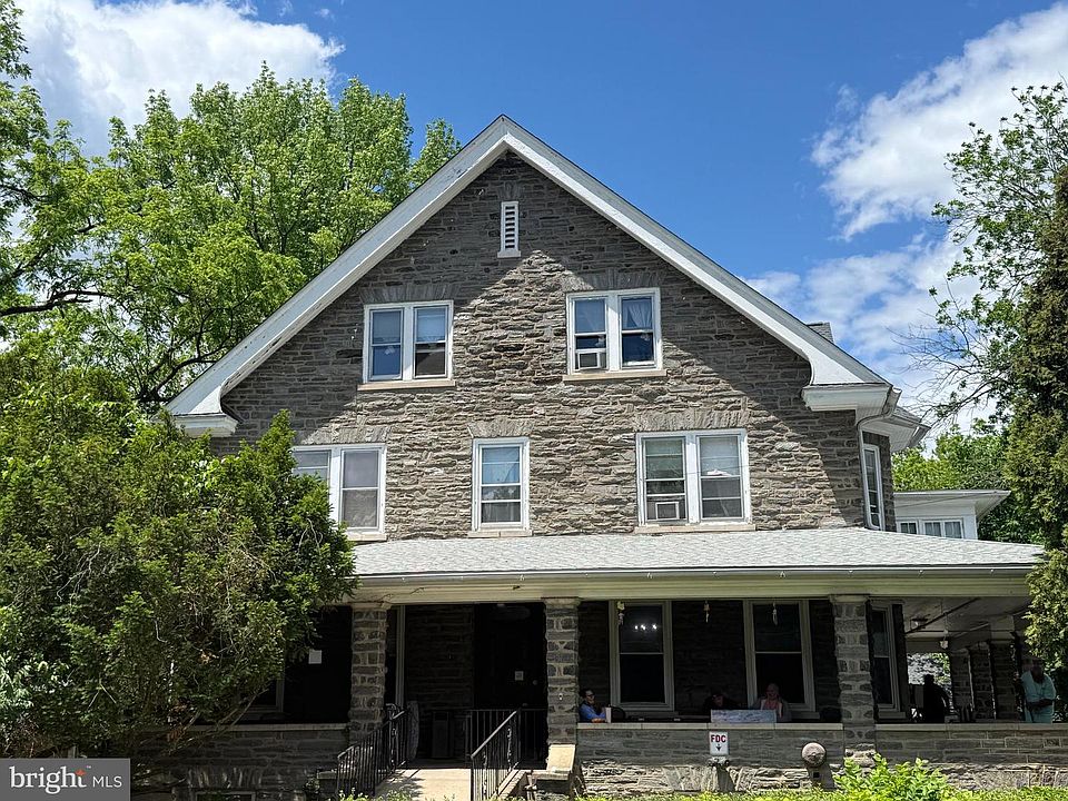 1st image of 31 W Mill Rd