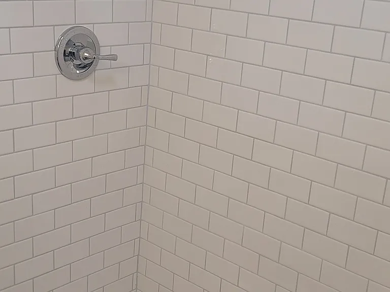 1023 Shady Acres Ln — Photo 7