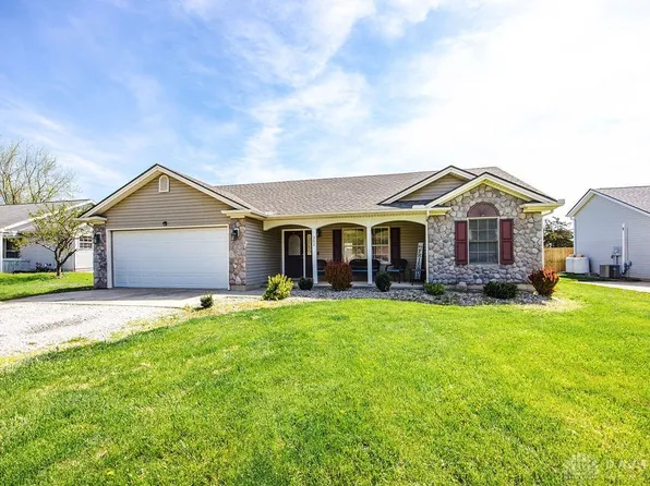 202 Hatchet Dr, Eaton, OH 45320